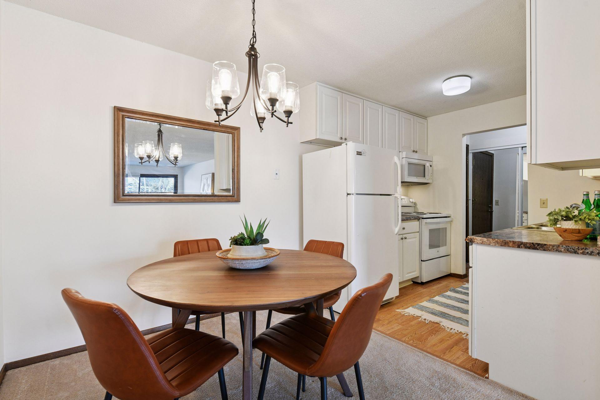 205 Barry Avenue S Unit: 303