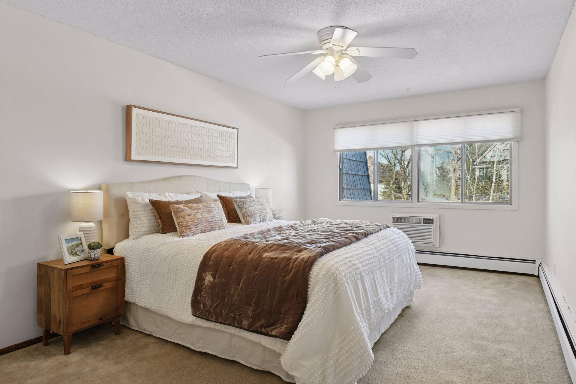 205 Barry Avenue S Unit: 303