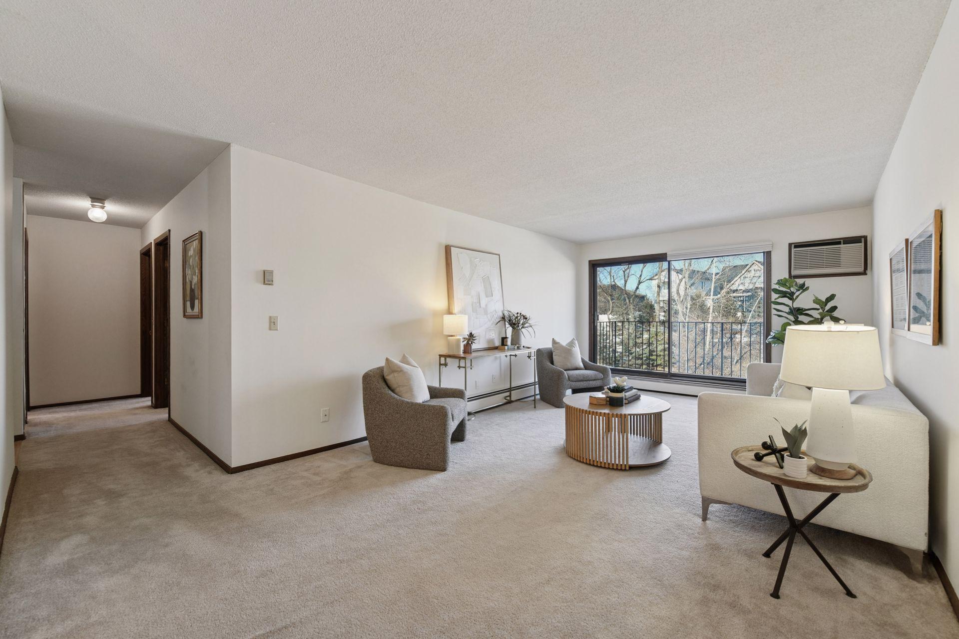 205 Barry Avenue S Unit: 303