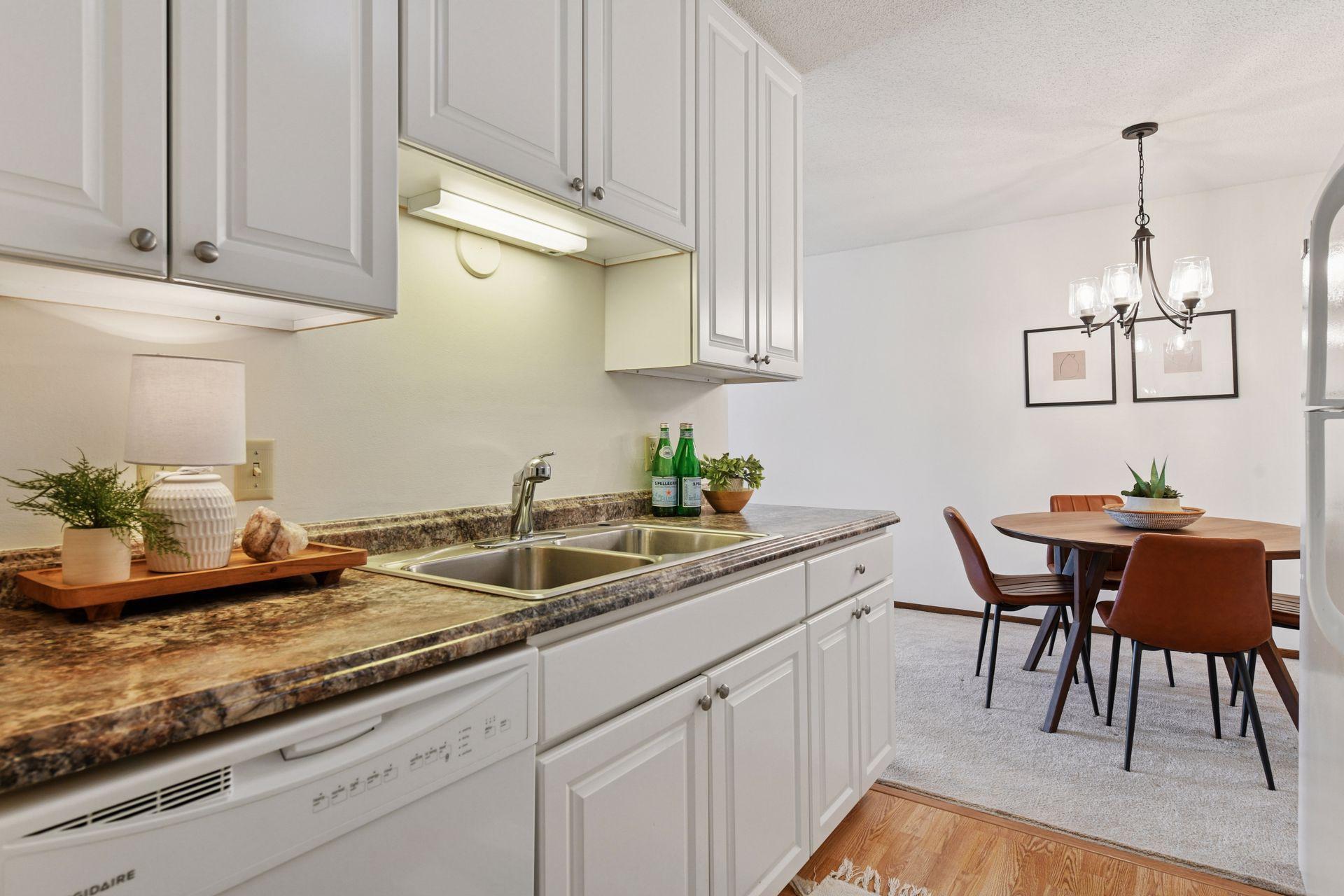 205 Barry Avenue S Unit: 303