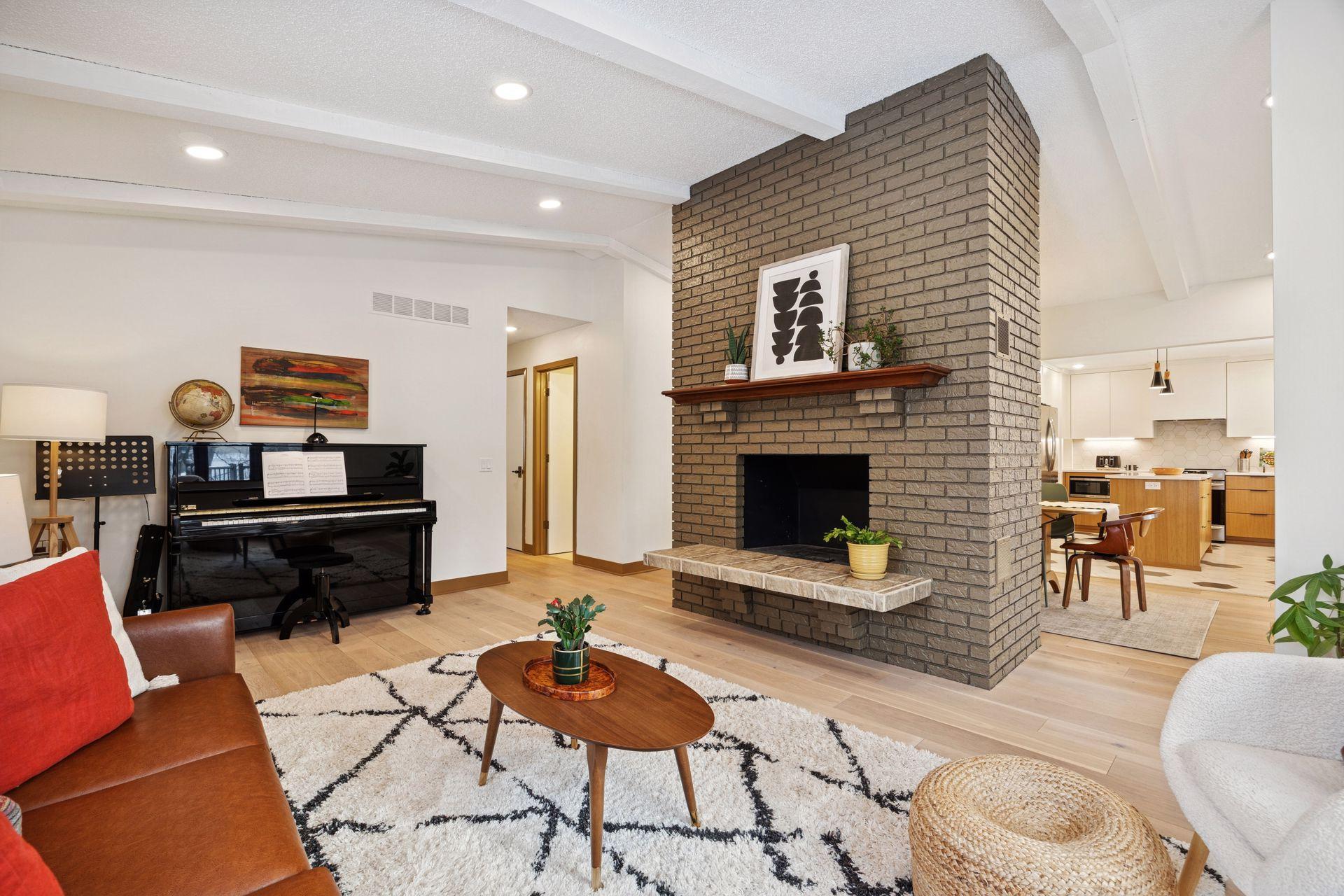 10001 Windsor Lake Lane