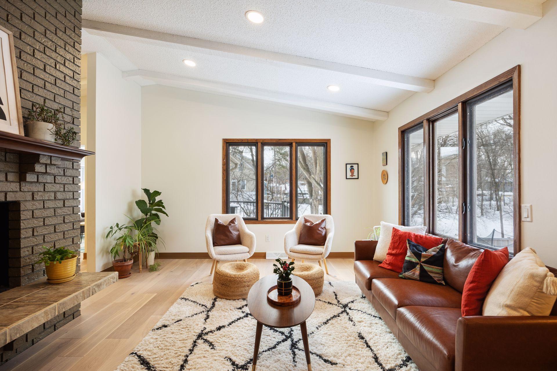 10001 Windsor Lake Lane