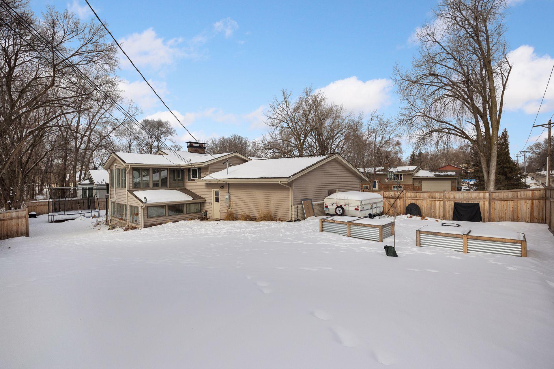 10001 Windsor Lake Lane