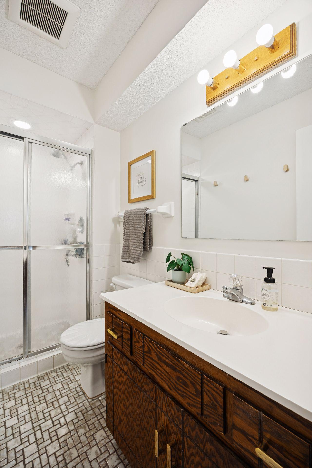 10001 Windsor Lake Lane