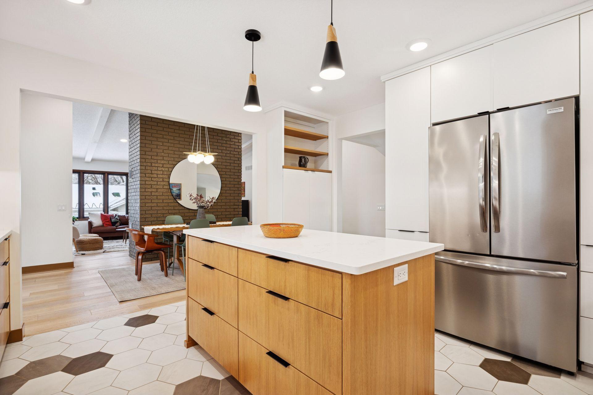 10001 Windsor Lake Lane