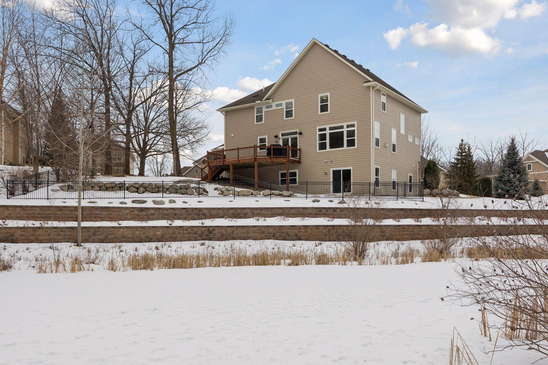 7244 Terraceview Lane N