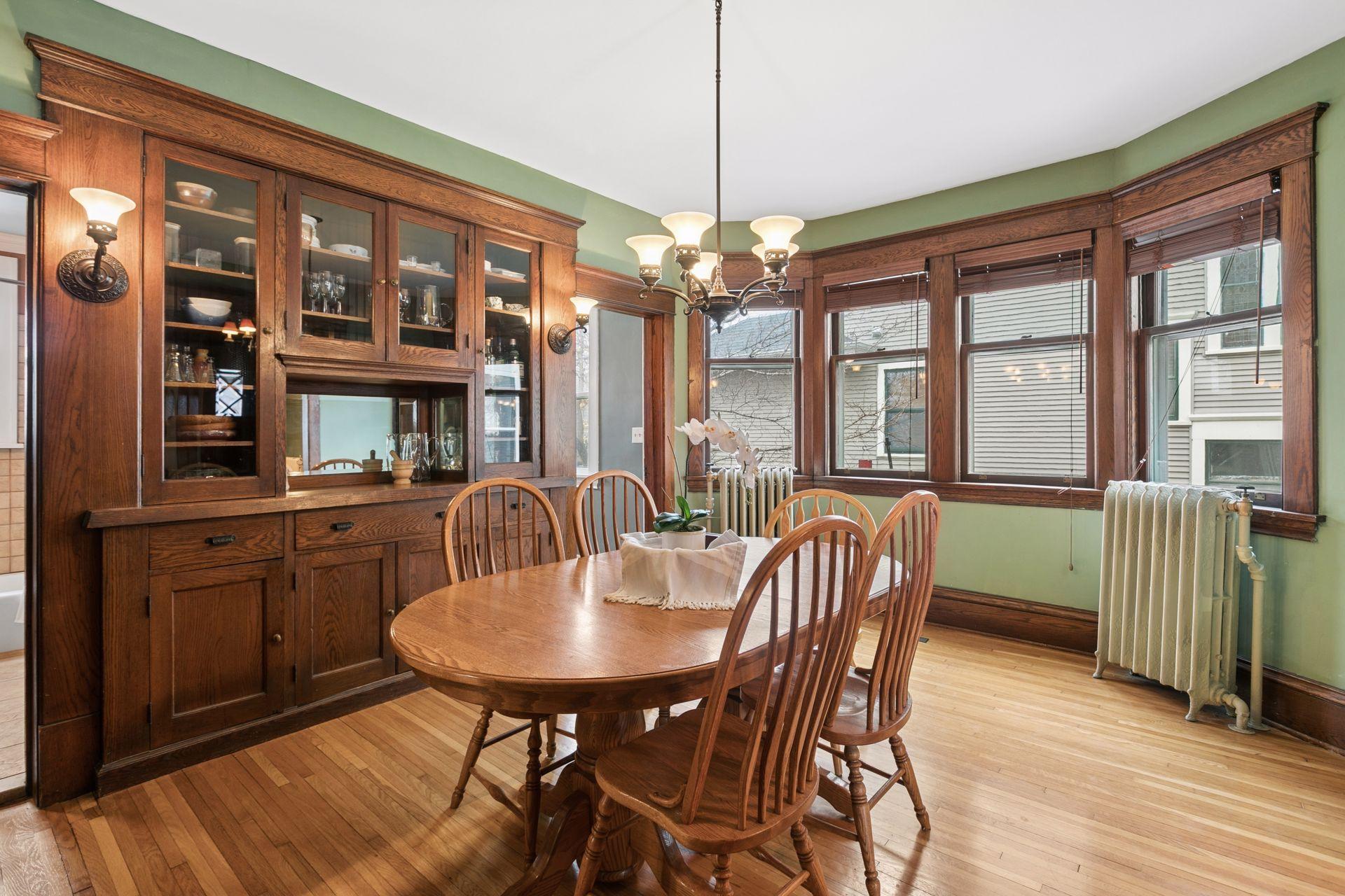 1957 Selby Avenue
