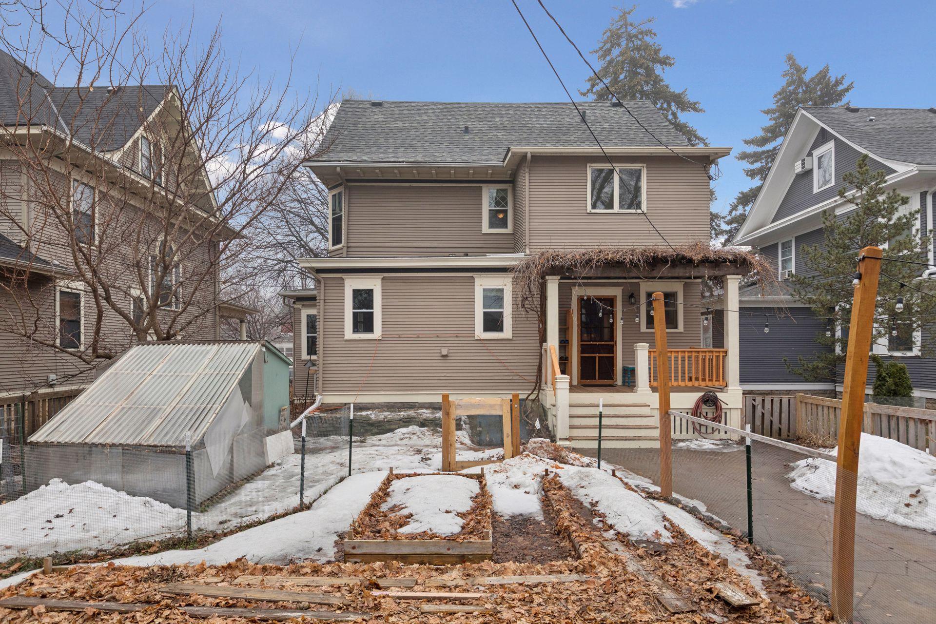 1957 Selby Avenue