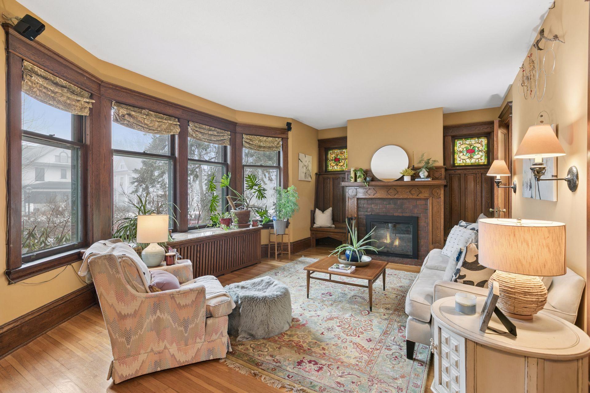 1957 Selby Avenue