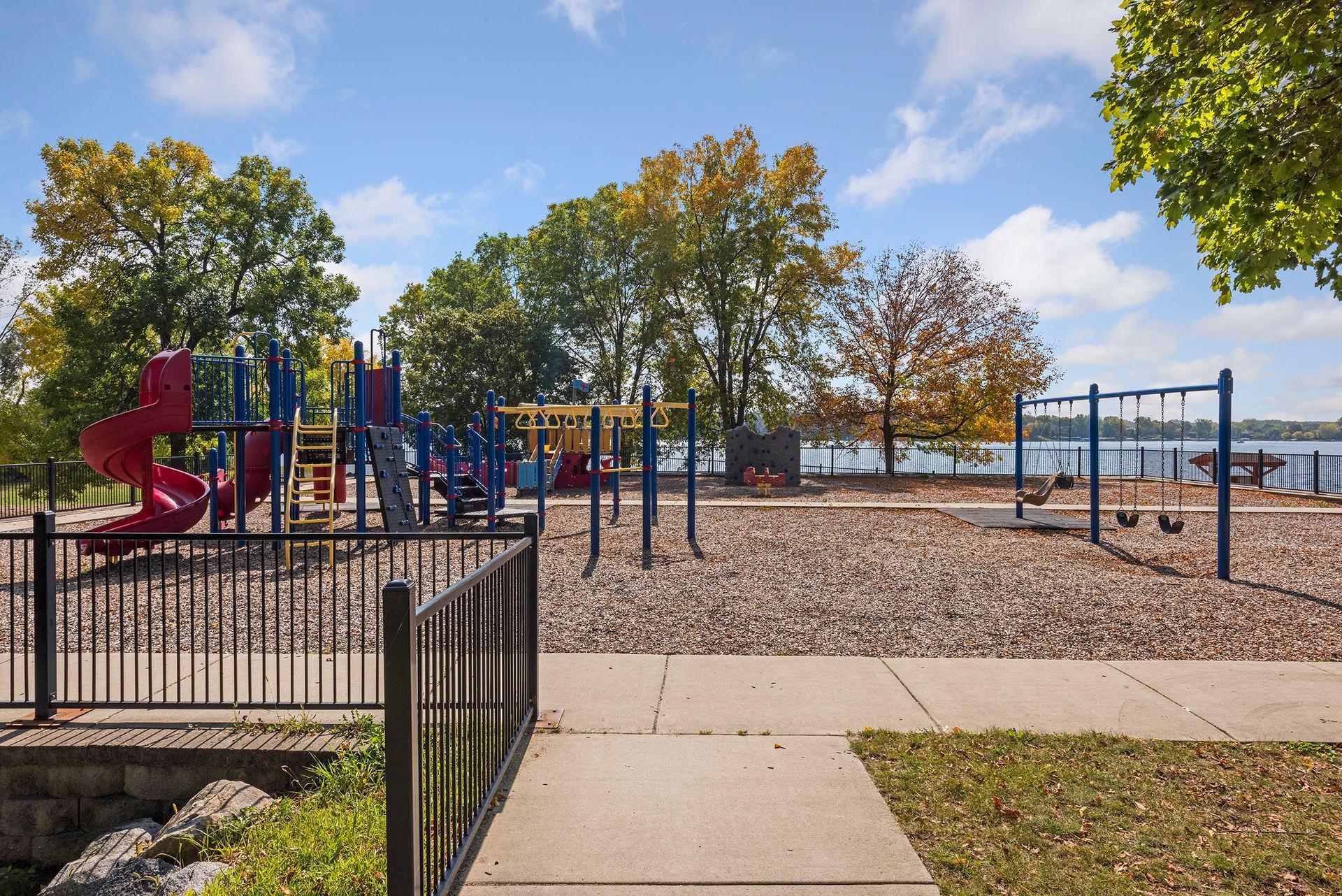 14314 Robin Road NE