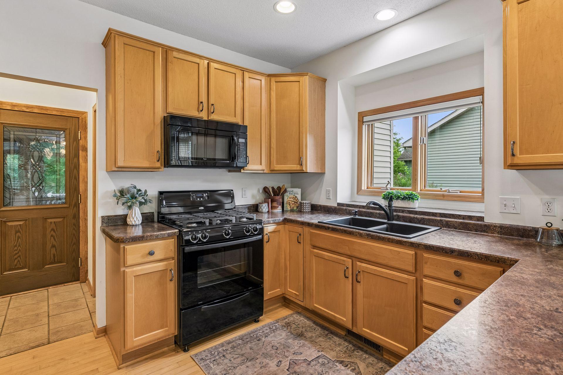 14314 Robin Road NE