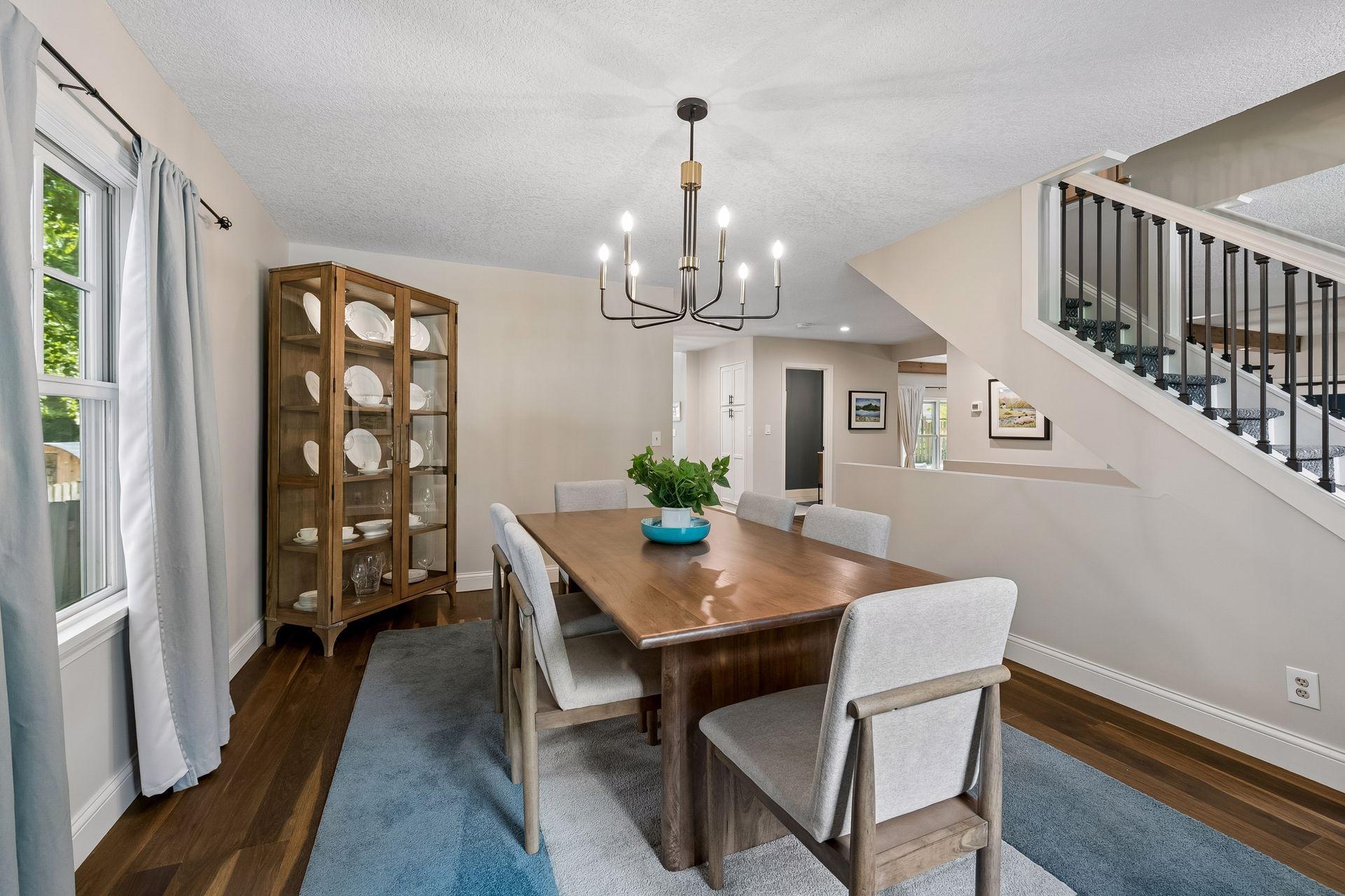 2713 W 54th Street