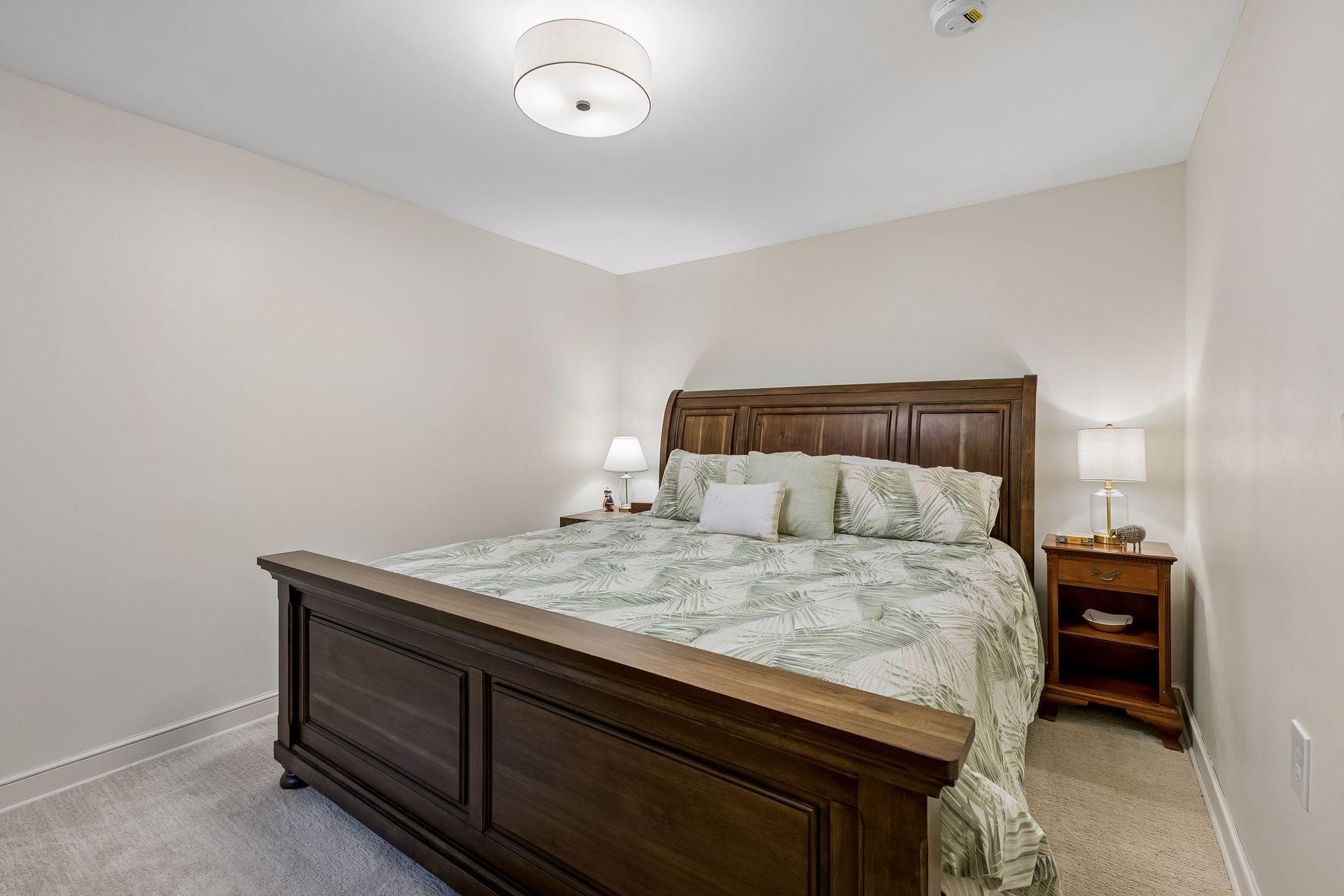 2713 W 54th Street