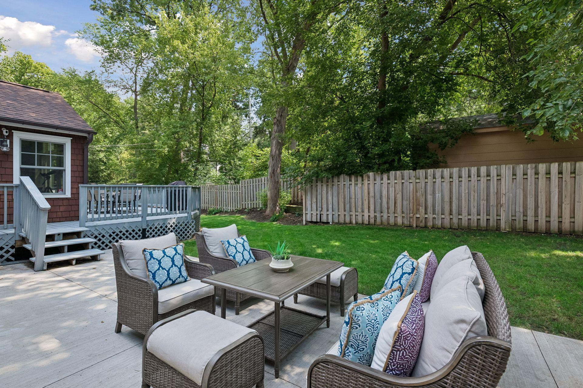 2713 W 54th Street