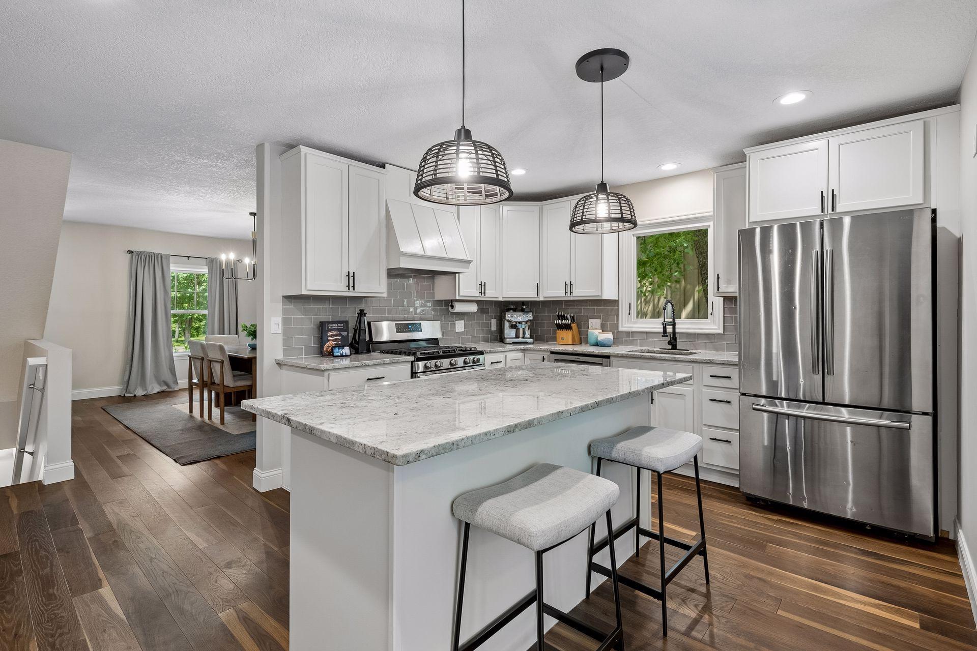 2713 W 54th Street