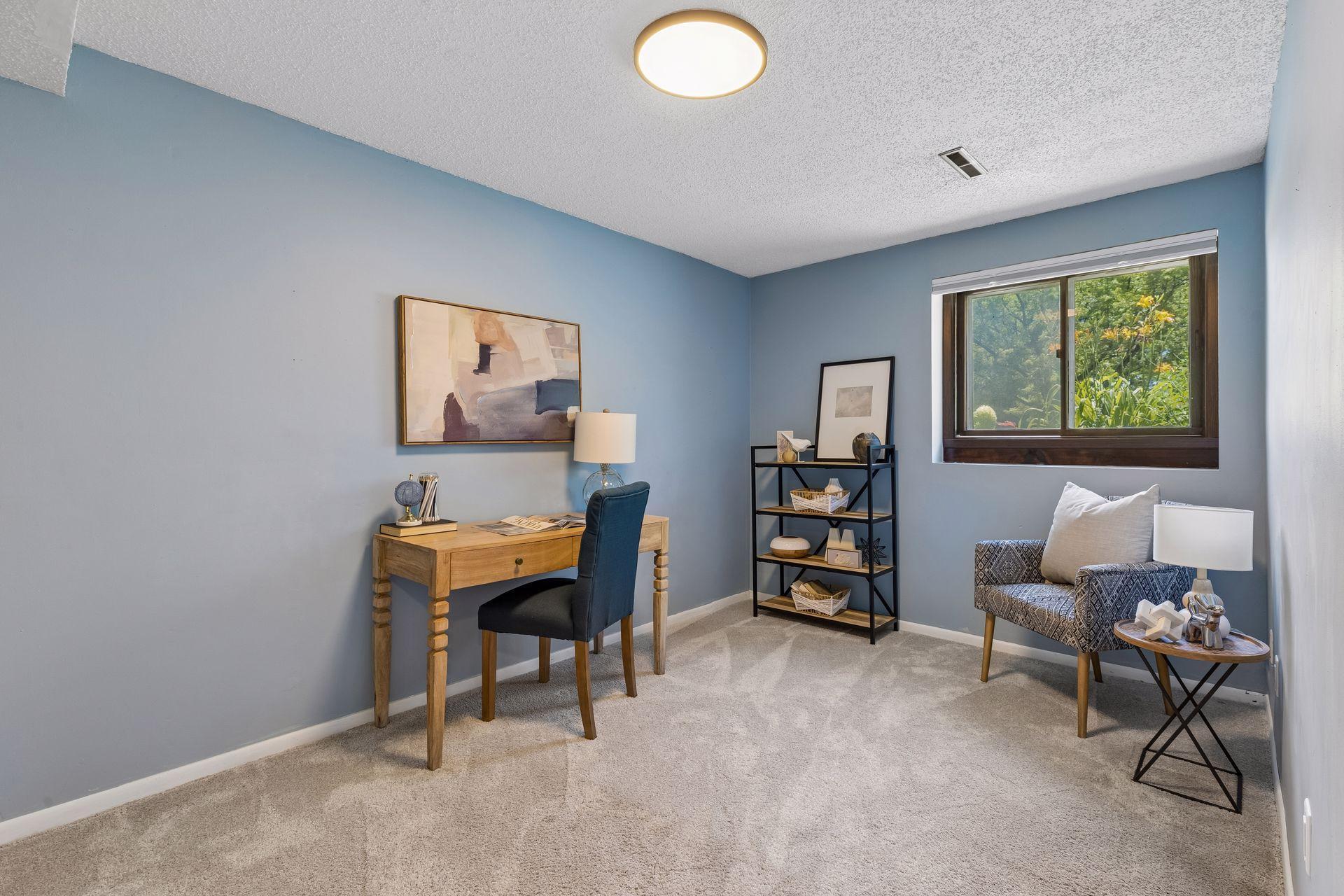 1077 Churchill Circle