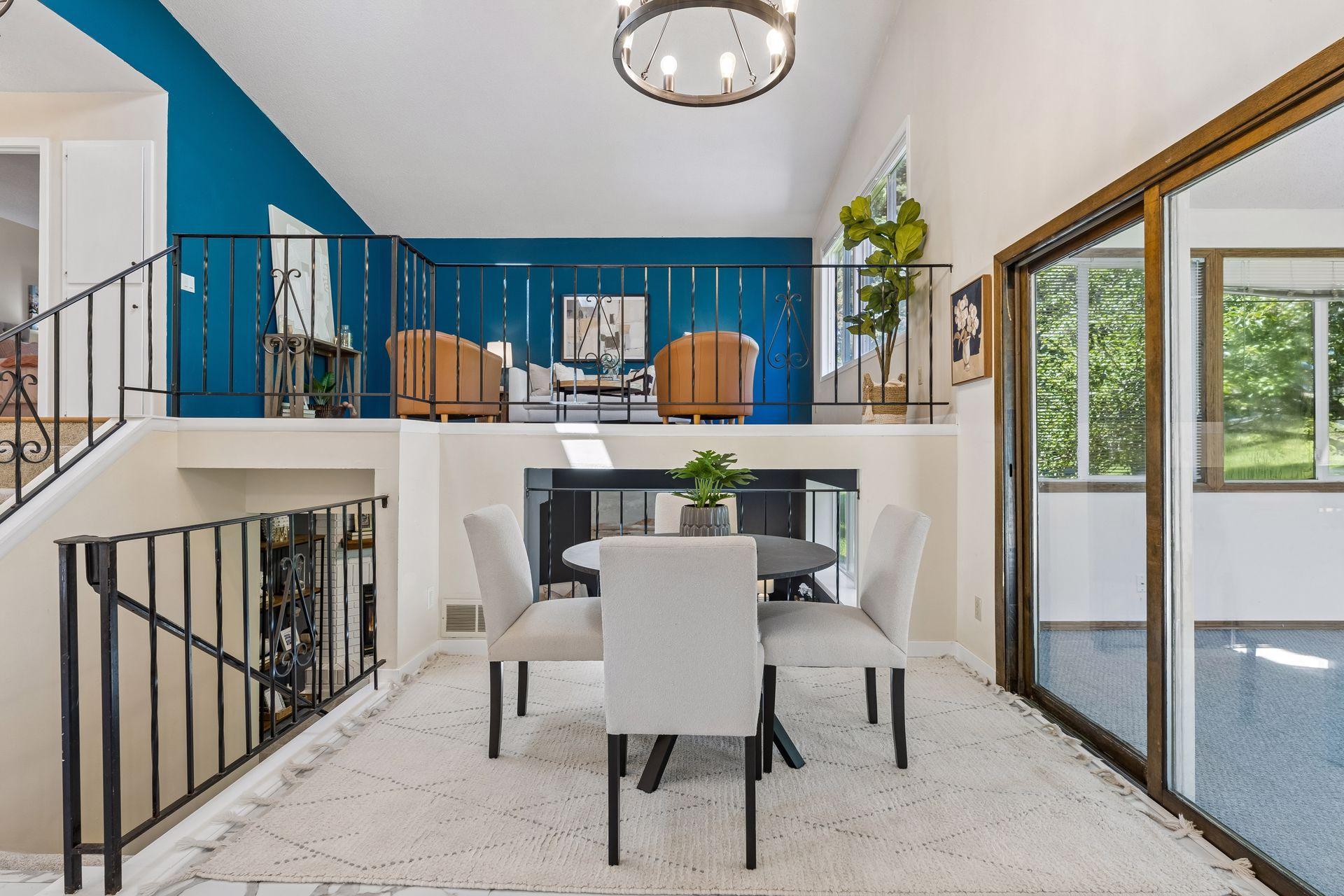 1077 Churchill Circle