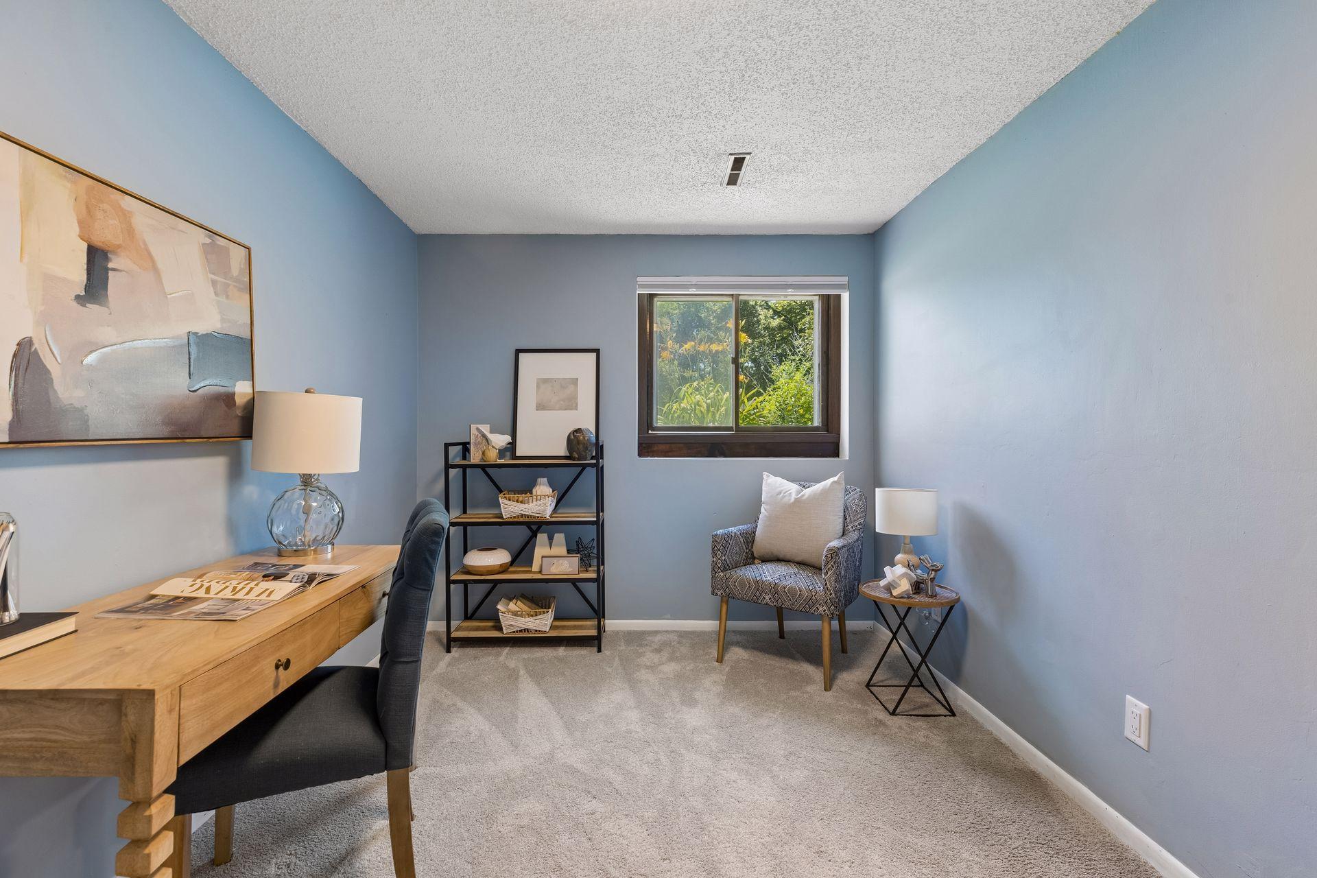 1077 Churchill Circle