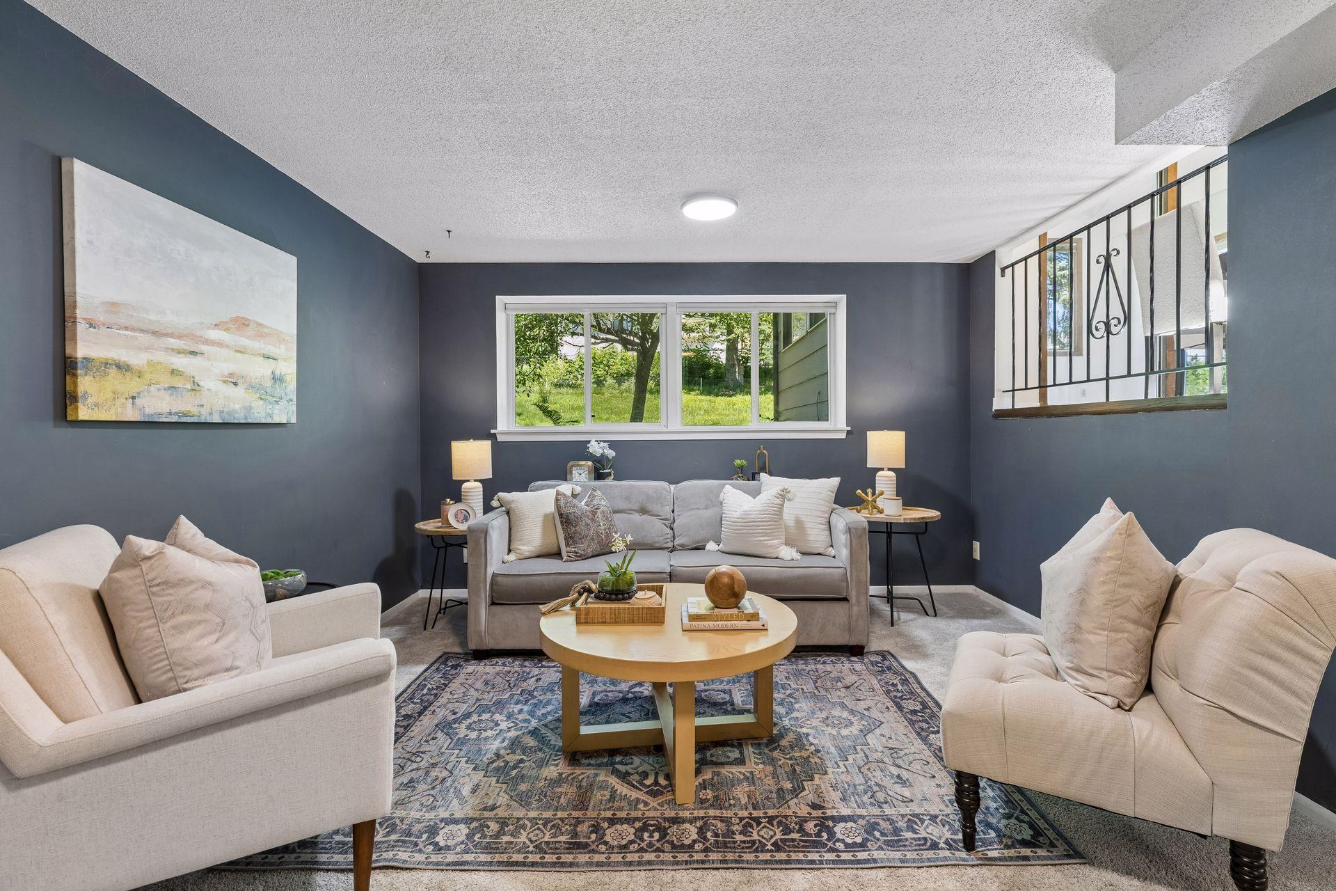 1077 Churchill Circle