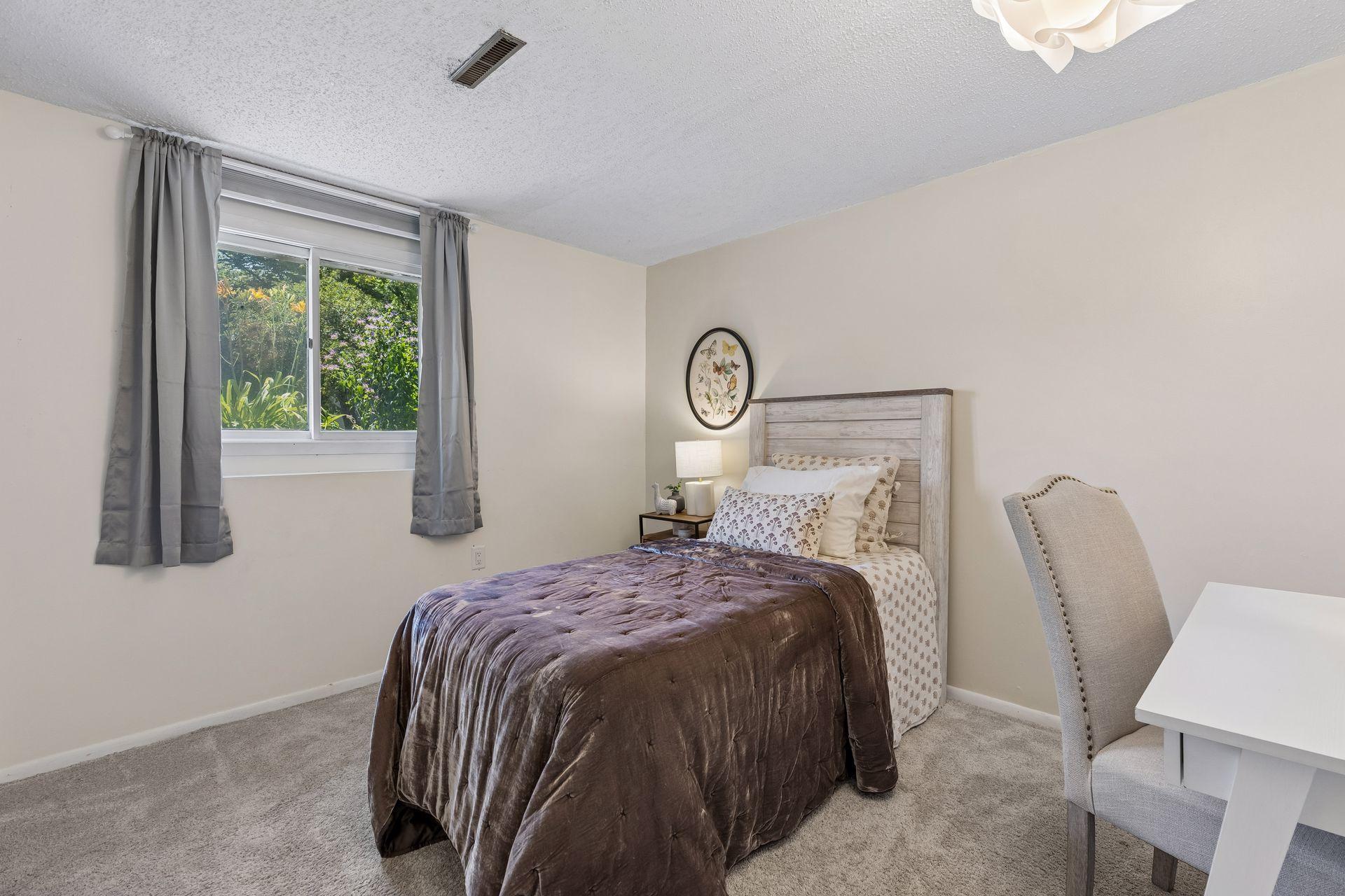 1077 Churchill Circle