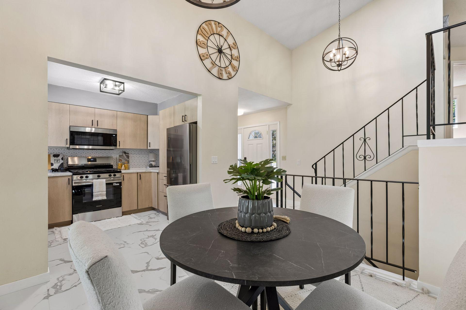 1077 Churchill Circle