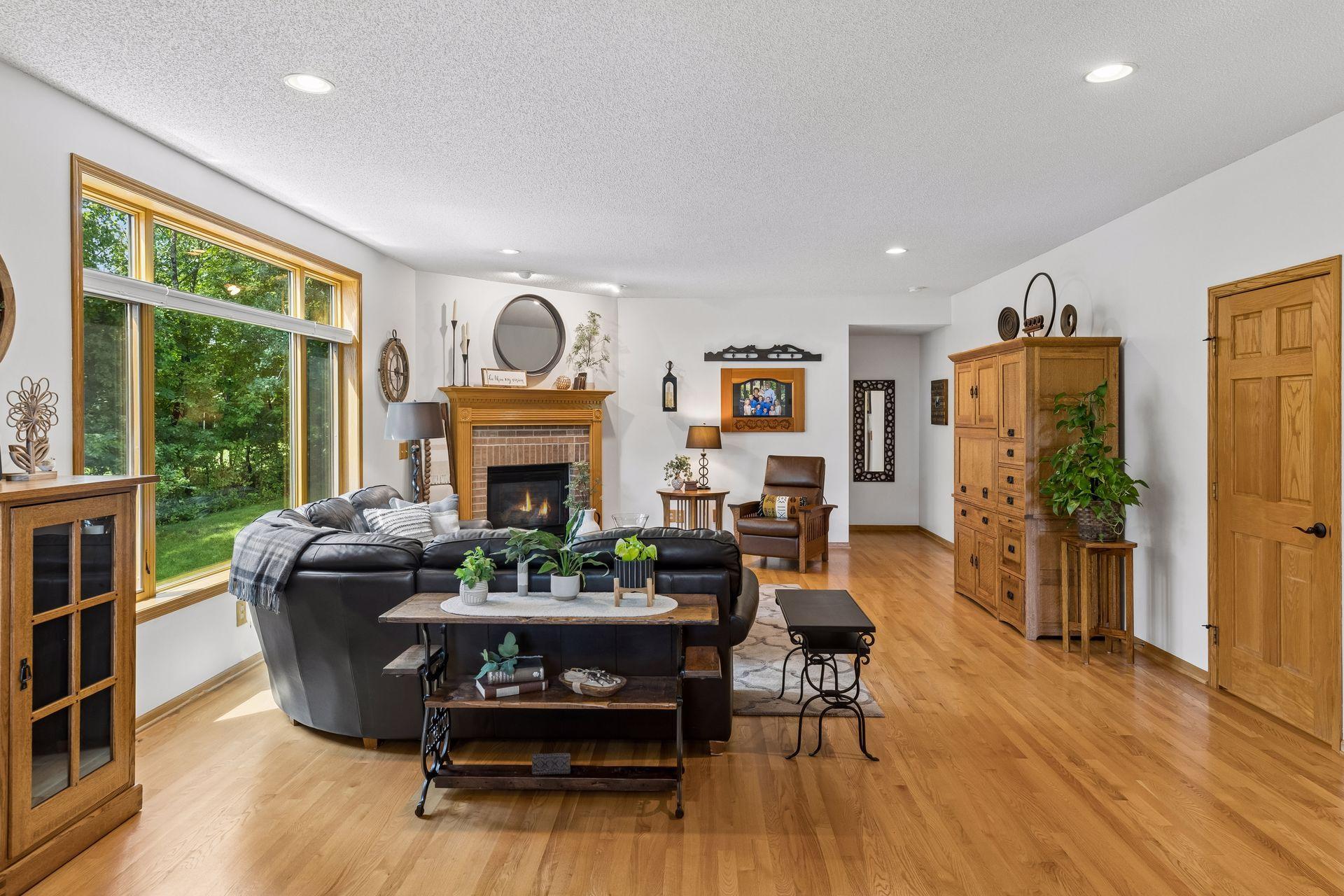 16560 Lake Ridge Drive