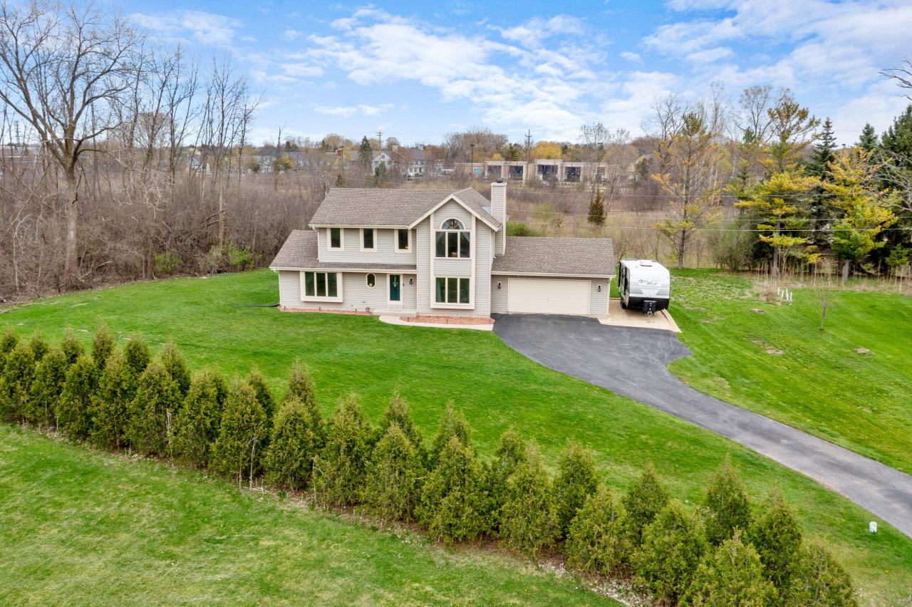 10038 North Brookdale DRIVE