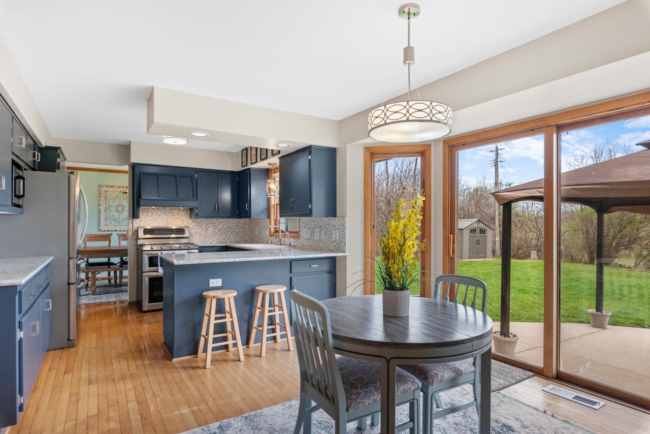 10038 North Brookdale DRIVE