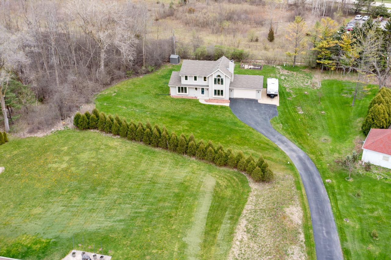 10038 North Brookdale DRIVE