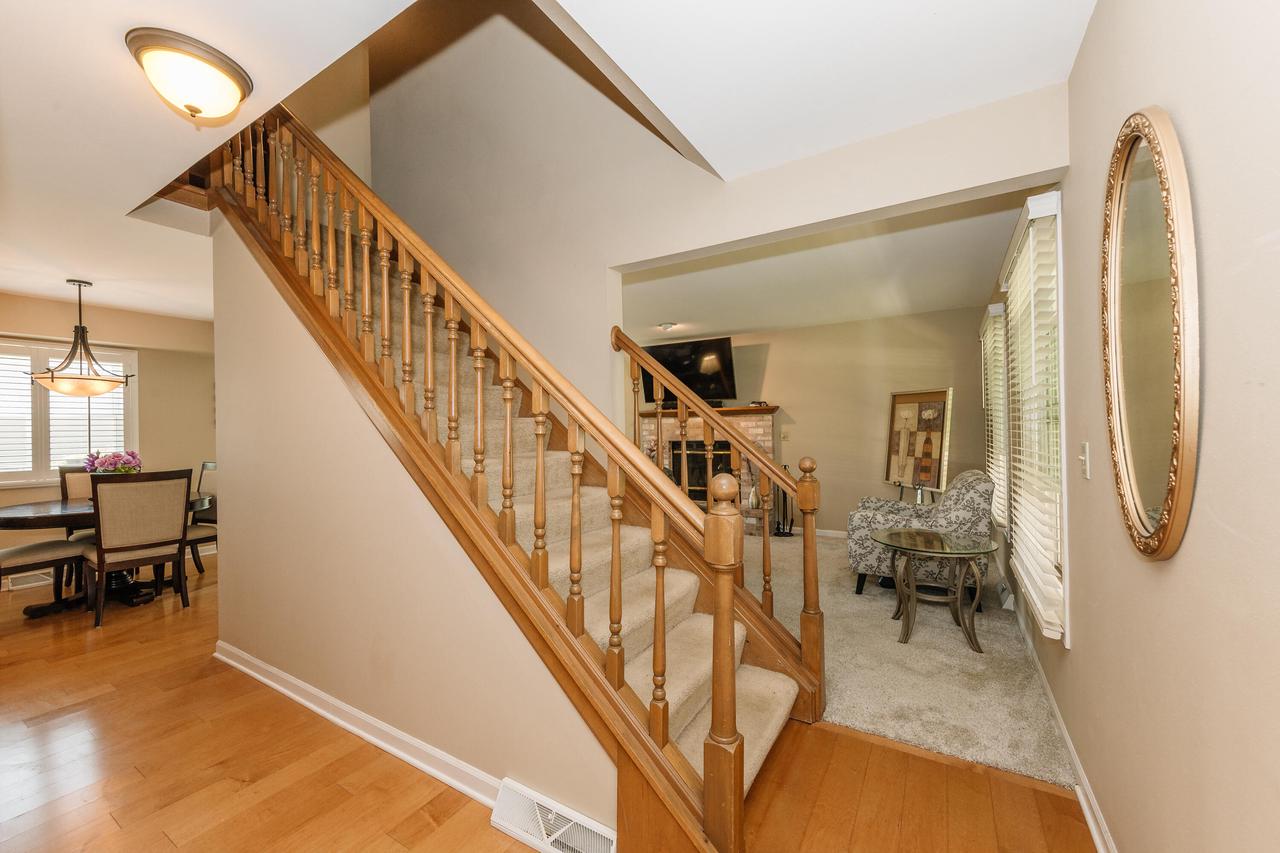 3521 Foxwood ROAD