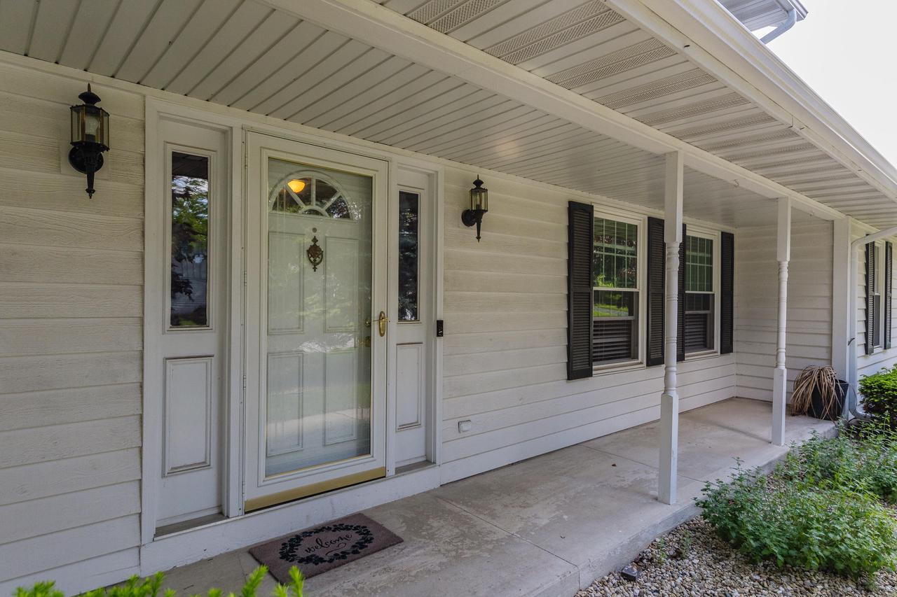 3521 Foxwood ROAD