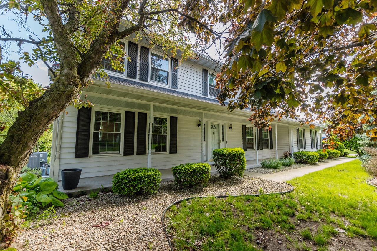 3521 Foxwood ROAD