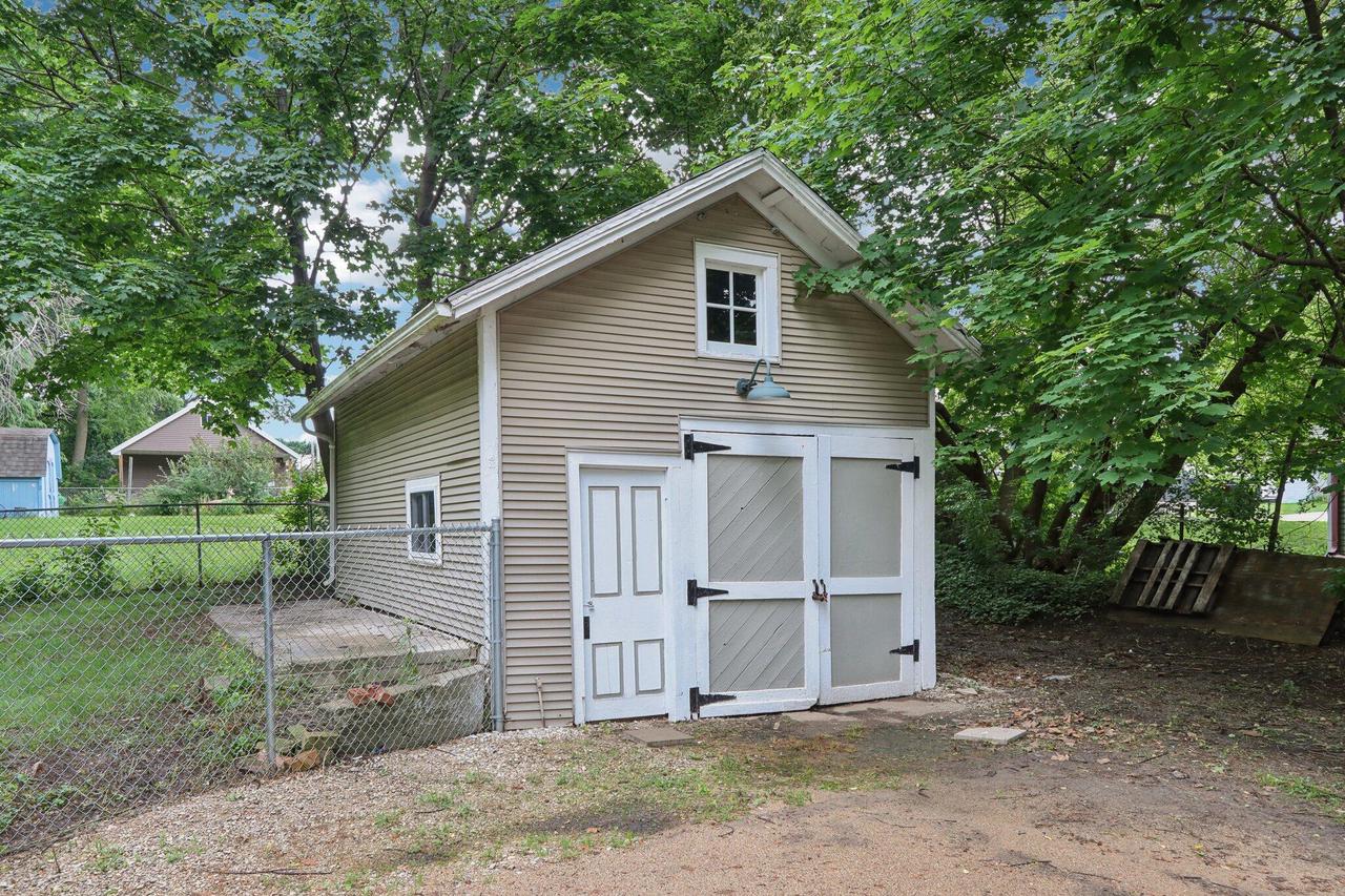 11010 West Janesville ROAD