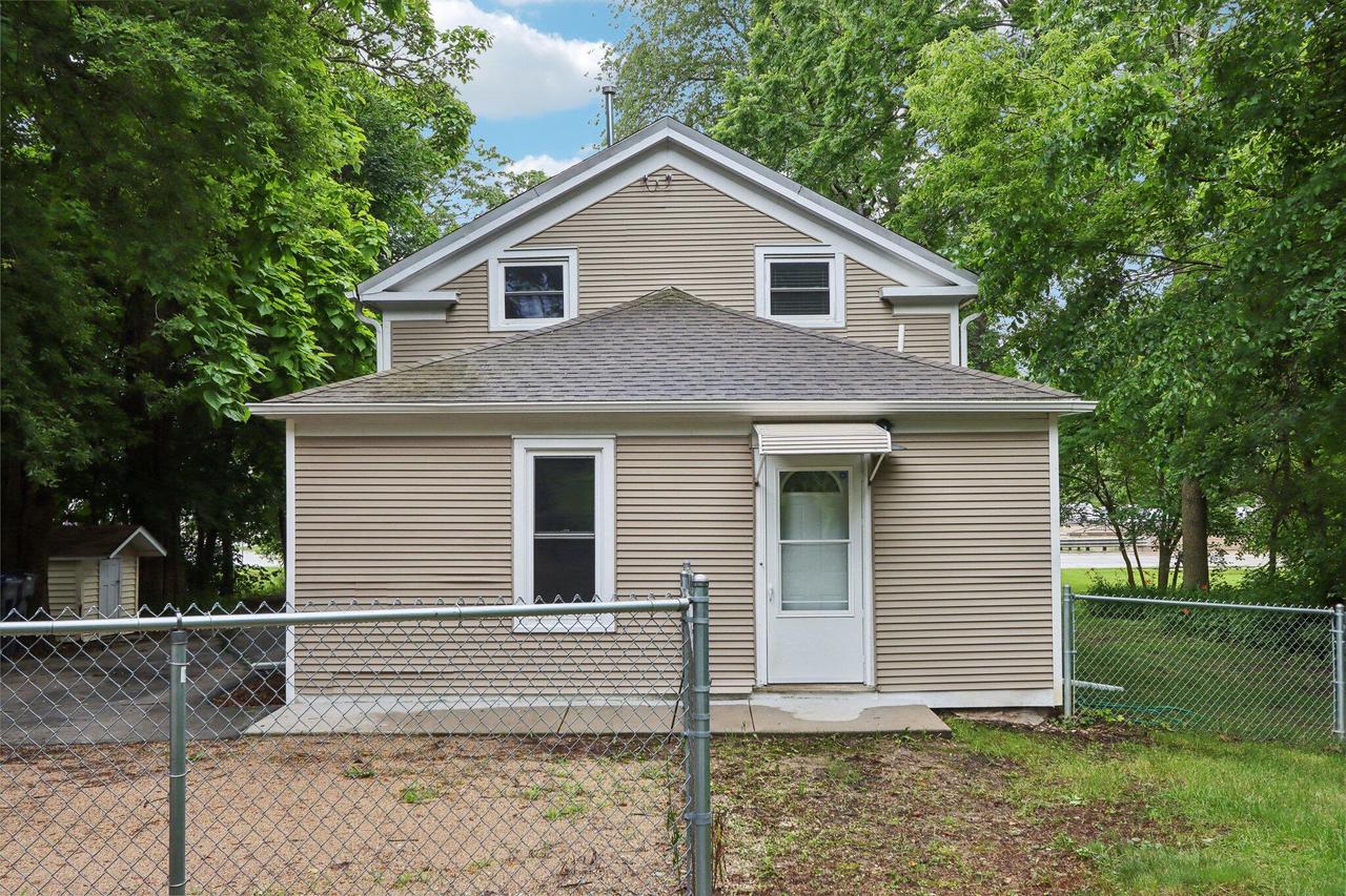 11010 West Janesville ROAD