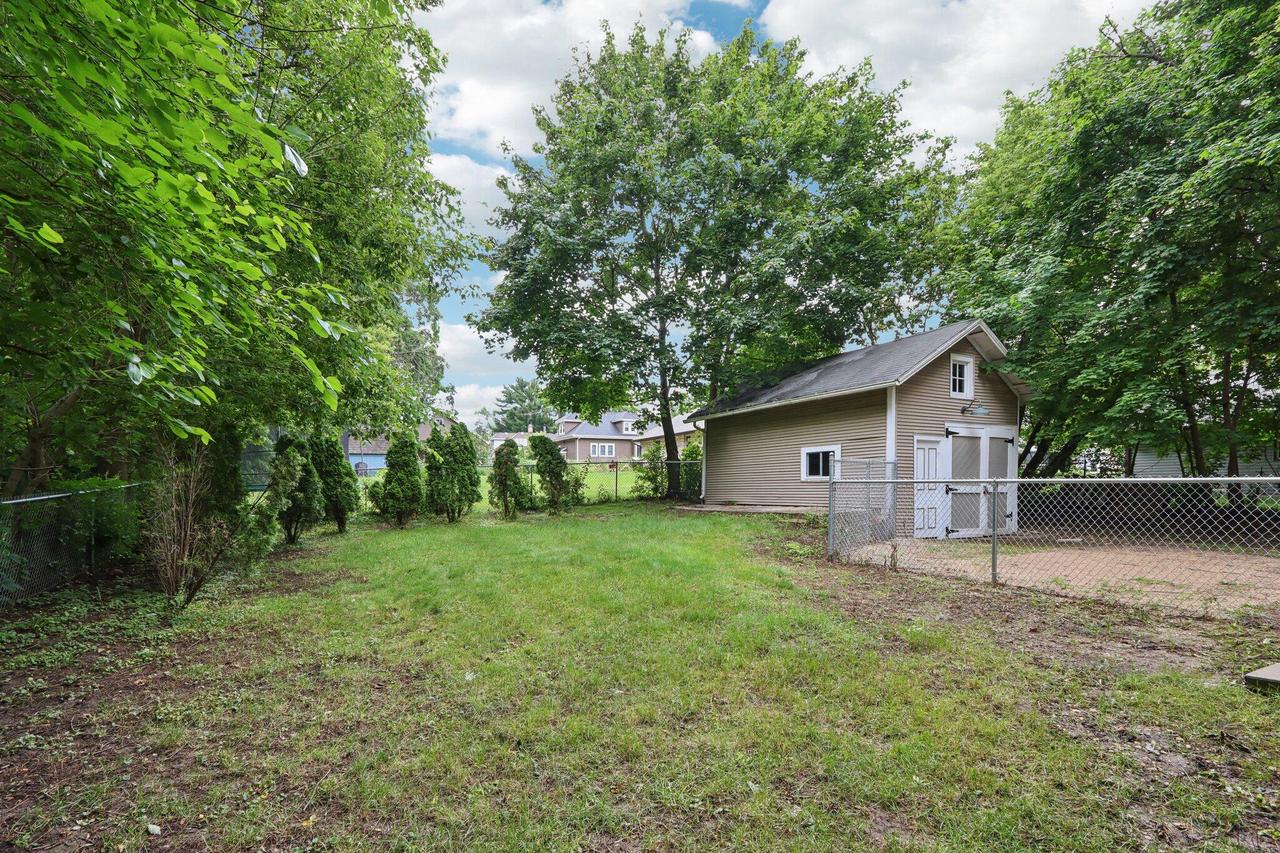 11010 West Janesville ROAD