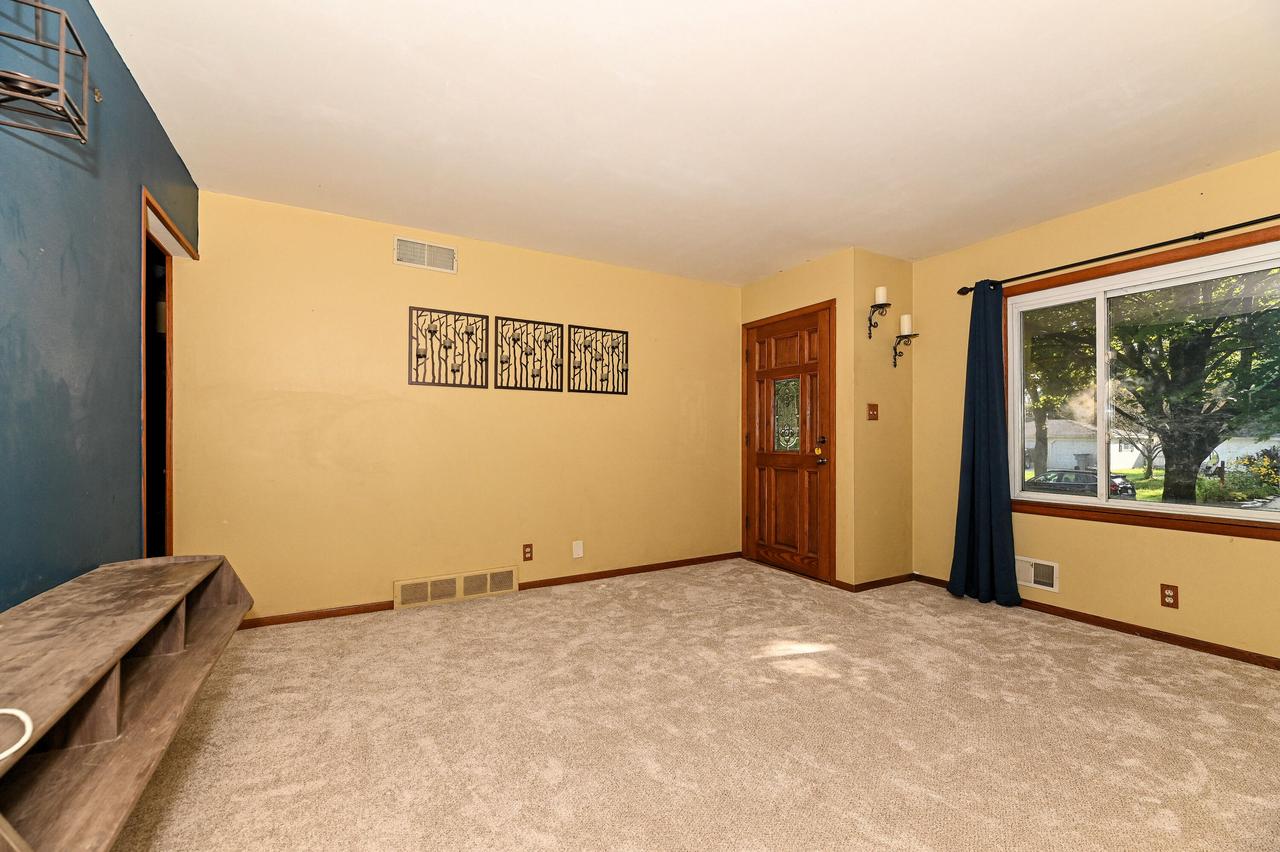 5815 South 39th STREET