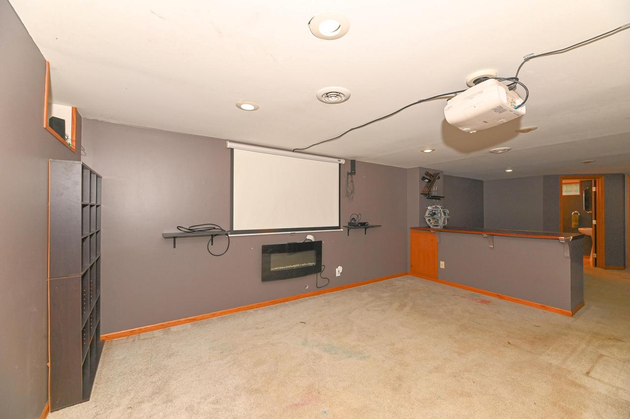 5815 South 39th STREET