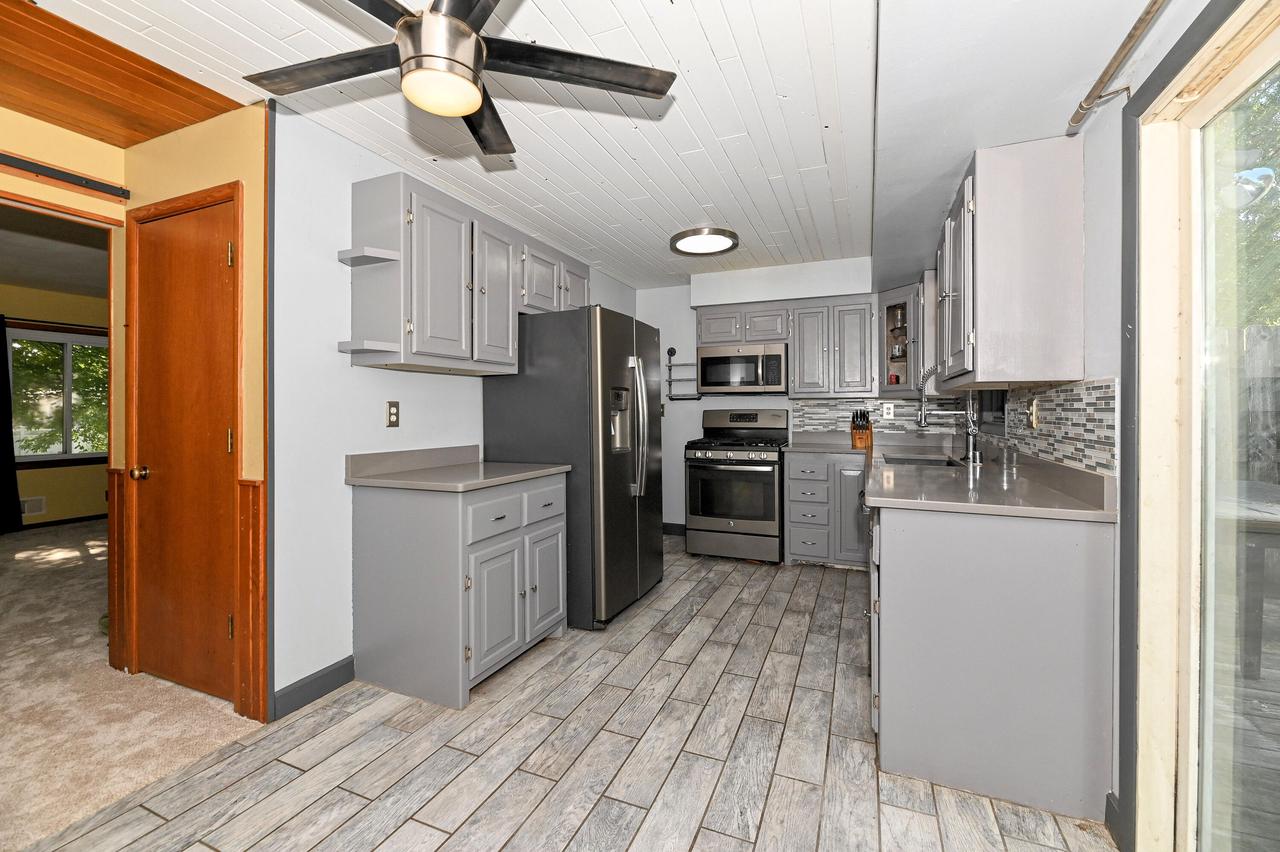 5815 South 39th STREET