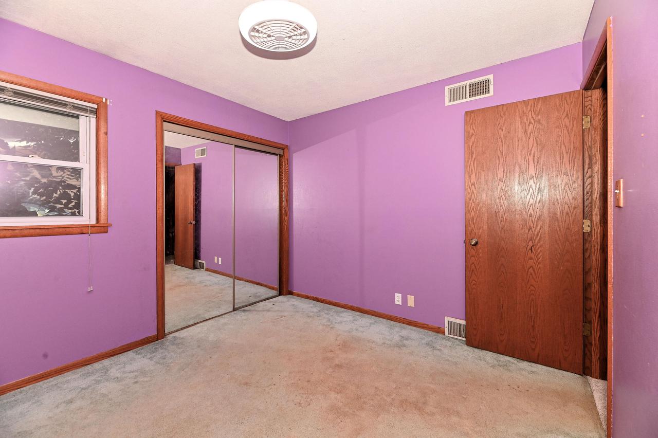 5815 South 39th STREET