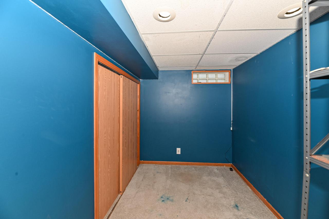 5815 South 39th STREET