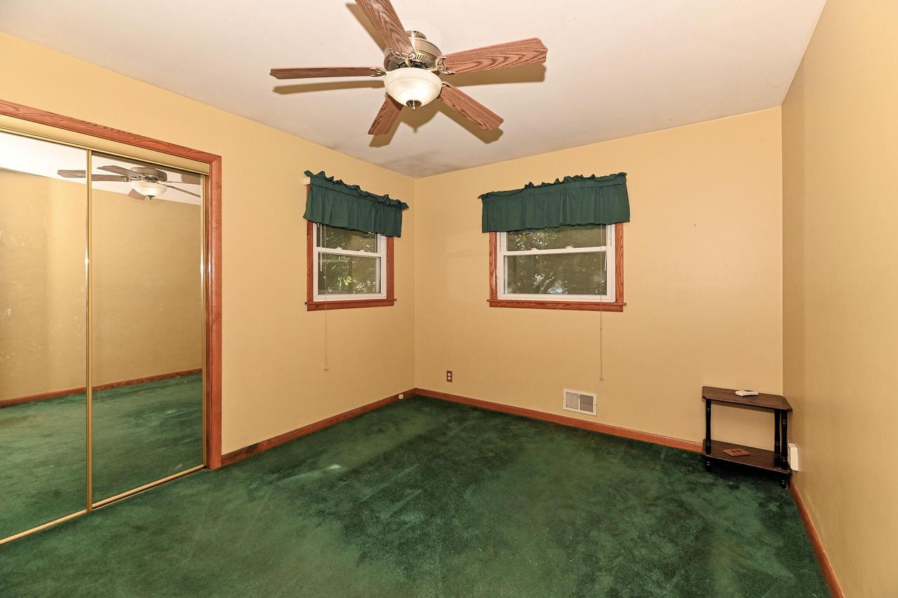 5815 South 39th STREET