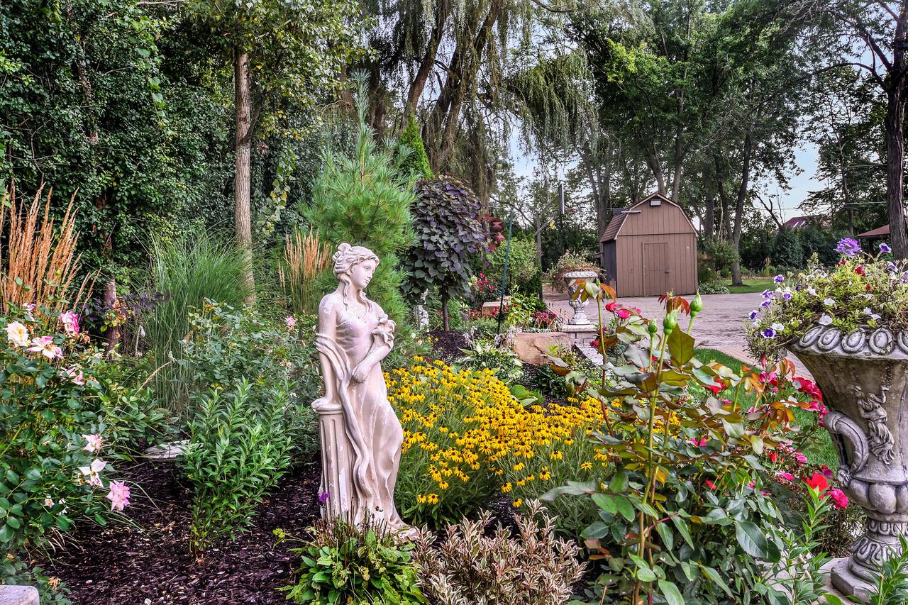 17025 West Sundown DRIVE