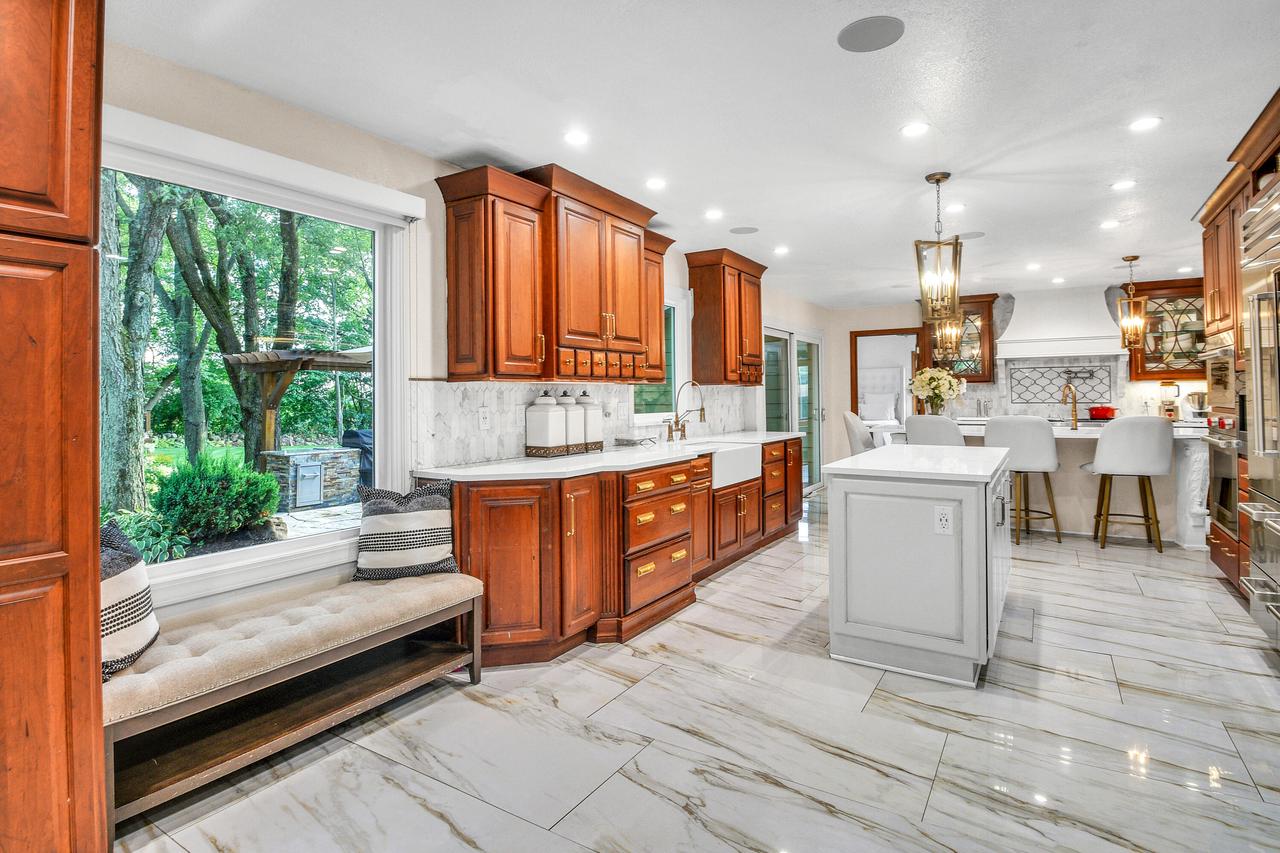 17025 West Sundown DRIVE