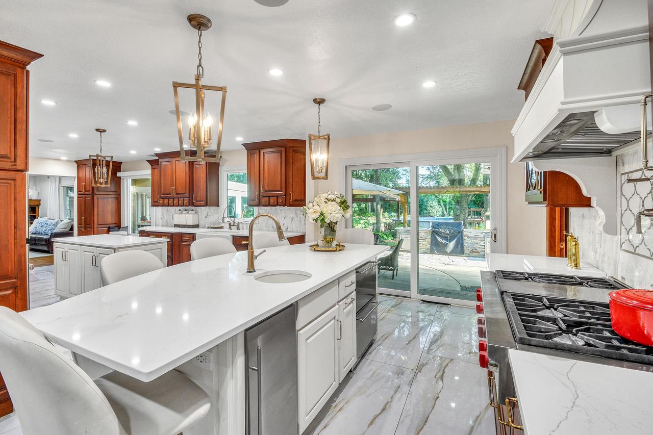 17025 West Sundown DRIVE