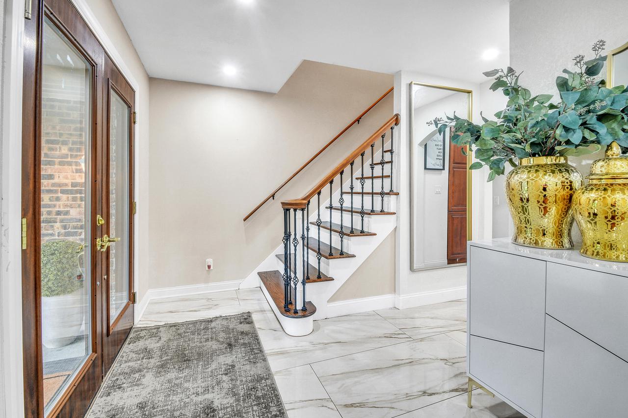 17025 West Sundown DRIVE