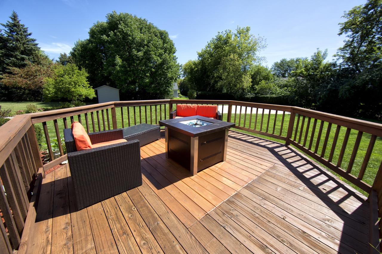 8589 West Woodfield COURT