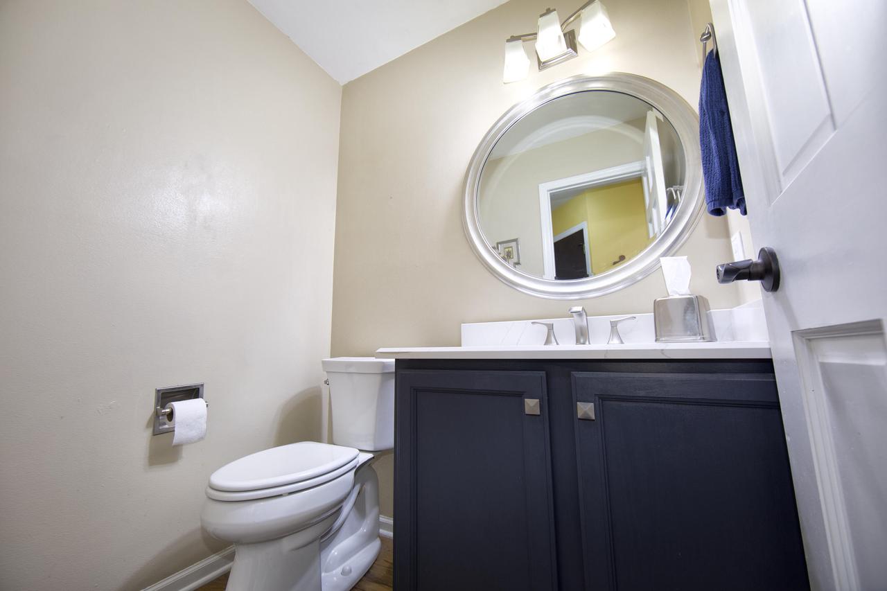 8589 West Woodfield COURT