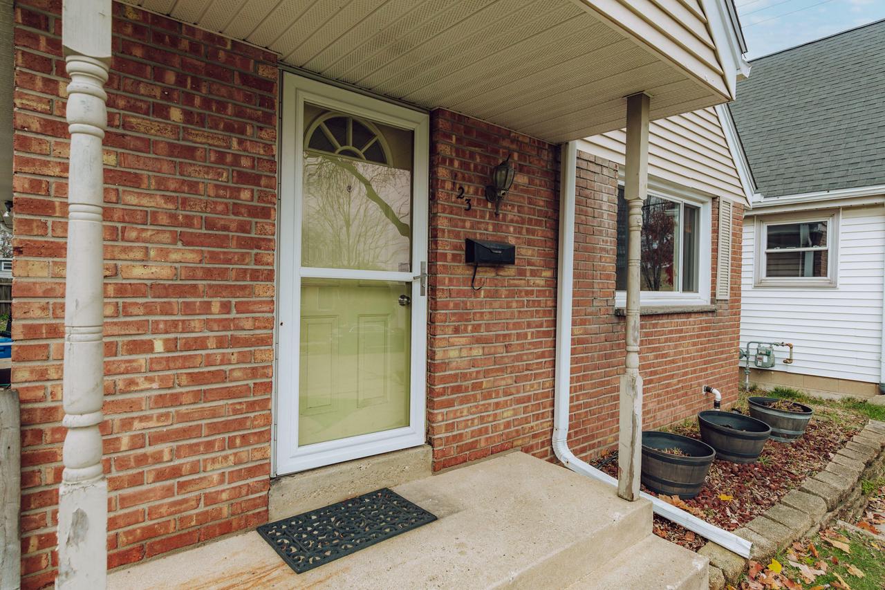 423 South 94th STREET