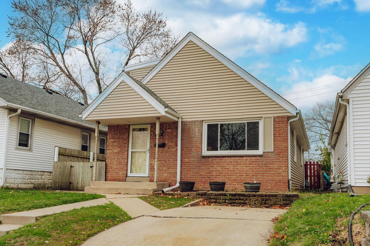 423 South 94th STREET