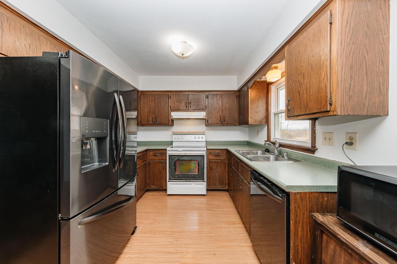 423 South 94th STREET